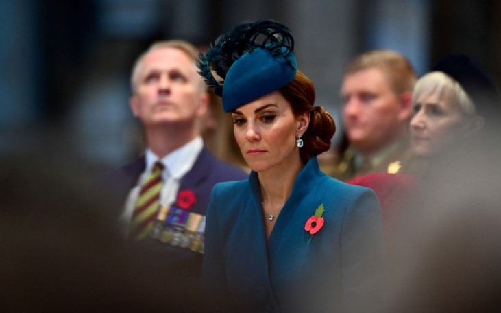 Kate Middleton has a lesser-known disease; when she ‘felt poorly,’ Queen Elizabeth stepped in.